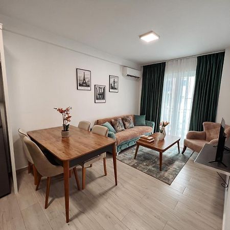Lovely Apartment Tirana Exteriör bild