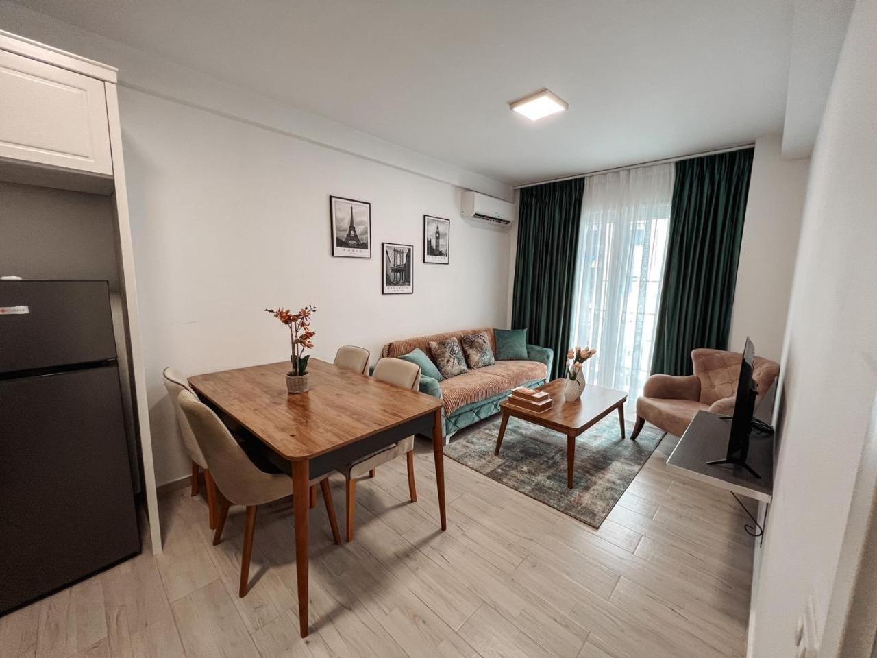 Lovely Apartment Tirana Exteriör bild